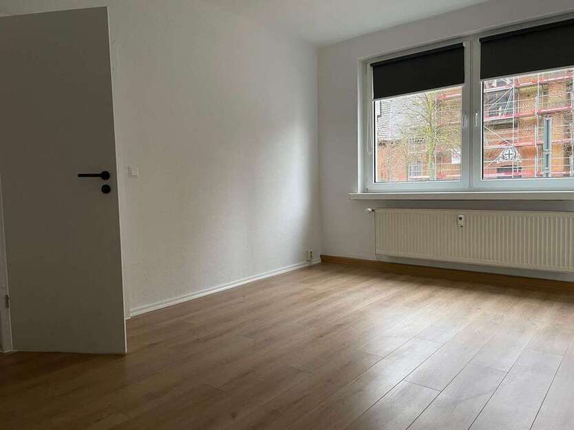 Wohnung zum Kaufen in Malchin 50.000 € 48 m²