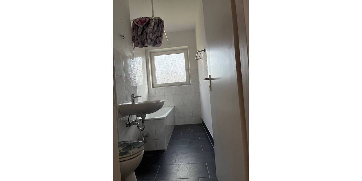 Etagenwohnung Wilhelmshaven Aldenburg - 3 Zimmer, 62 m&sup2;, 420&euro; | Angebot:26824932