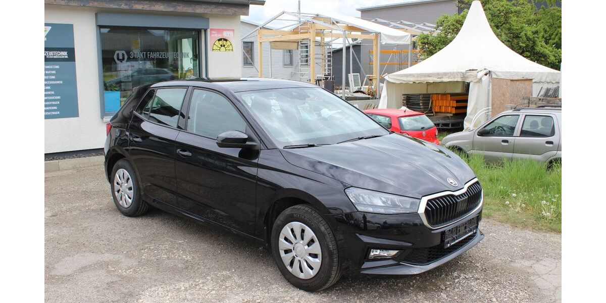 Skoda Fabia 14.500 km 17.790 &euro; Altheim (Alb) 89174