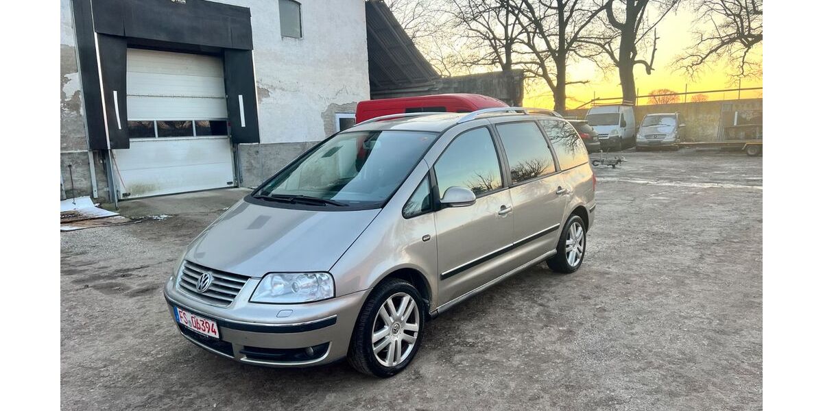 VW Sharan 228.000 km 1.650 &euro; Neufahrn 85375