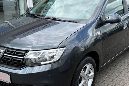 Dacia Sandero 82.949 km 7.666 &euro; Radevormwald 42477