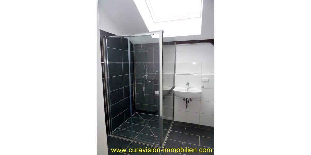 Perfektes Zusammenspiel – Wohnen und Arbeiten unter einem Dach 5 zimmer