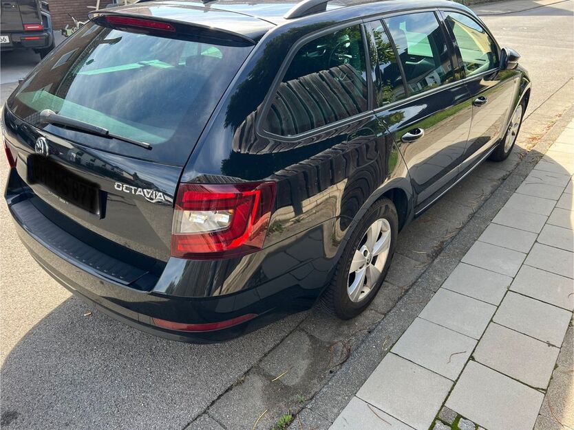 Skoda Octavia 220.000 km 11.000 € Elsdorf 50189