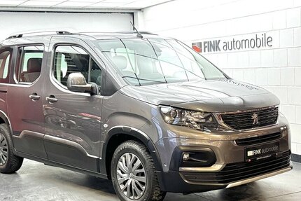 Peugeot Rifter Allure HDi 130 EAT CarPlay Rollstuhlumbau 26.800 km 28.560 &euro; Lich 35423