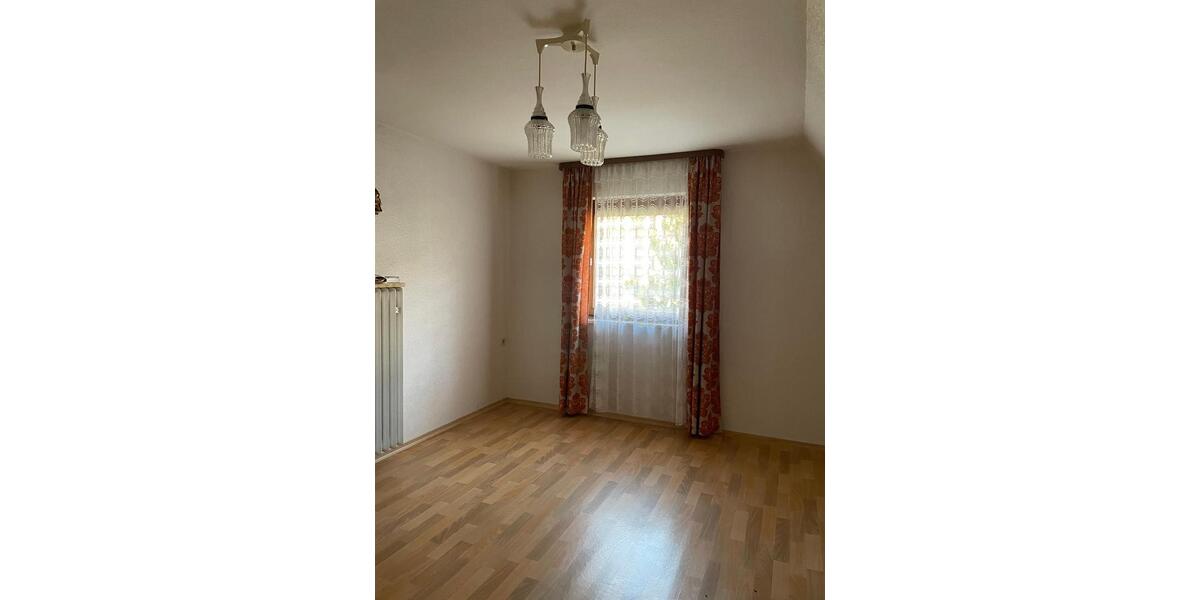 Doppelhaushälfte Nördlingen - 8 Zimmer, 105 m&sup2;, 279.000&euro; | Angebot:26416381