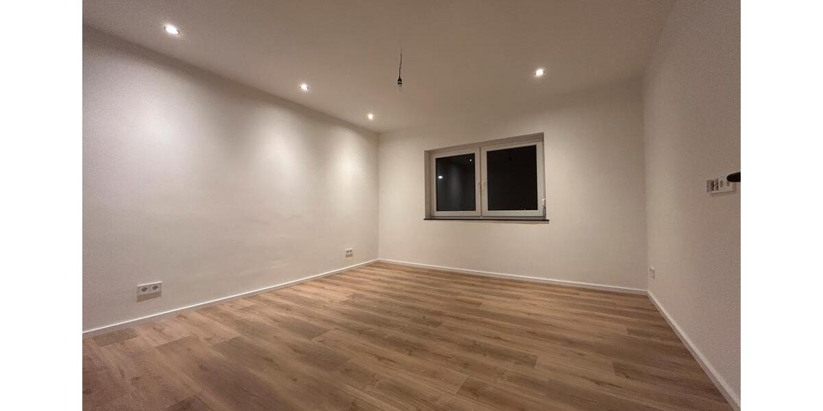 Maisonettenwohnung Hargesheim - 6 Zimmer, 205 m&sup2;, 2.200&euro; | Angebot:25083965