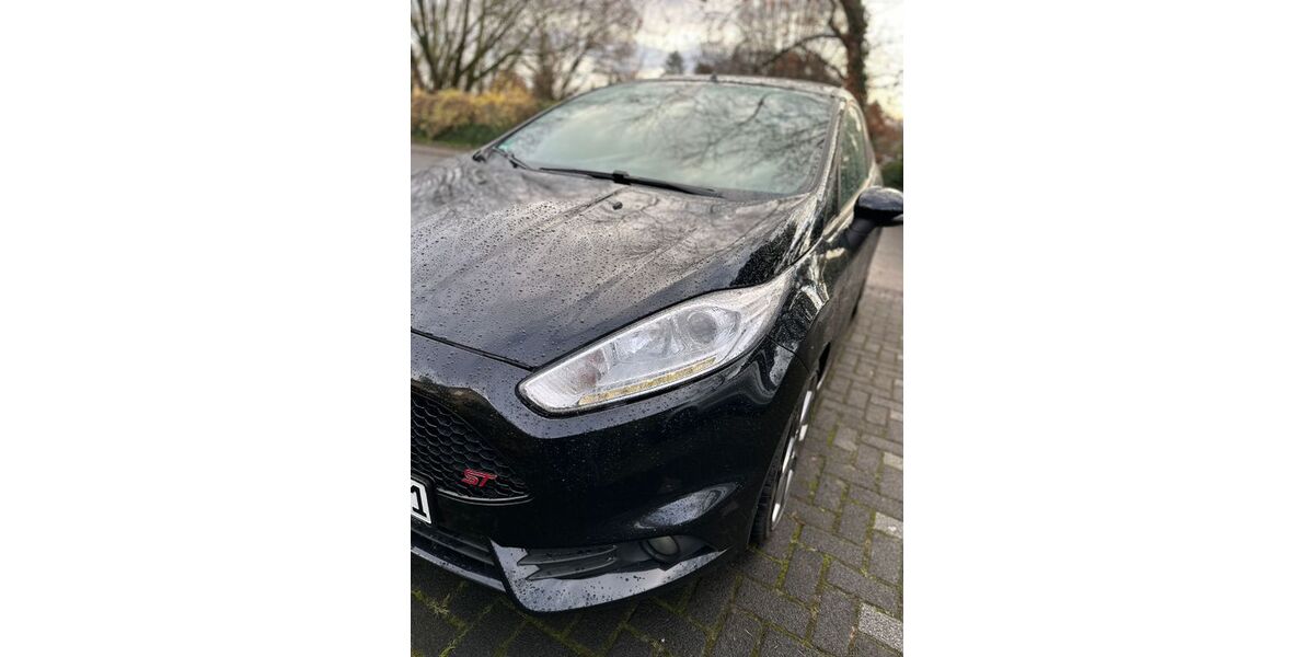 Ford Fiesta 116.000 km 10.250 &euro; Troisdorf 53842