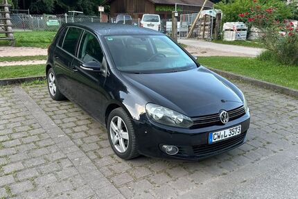 VW Golf 90.000 km 5.200 &euro; Bad Liebenzell 75378