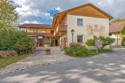 Mehrfamilienhaus mit 4 Wohnungen erweiterbar auf 8 Wohnungen 1 zimmer