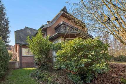 Haus Löhne - 10 Zimmer, 315 m&sup2;, 479.900&euro; | Angebot:26003457