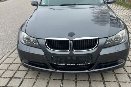BMW 320 285.724 km 2.700 &euro; Loiching 84180