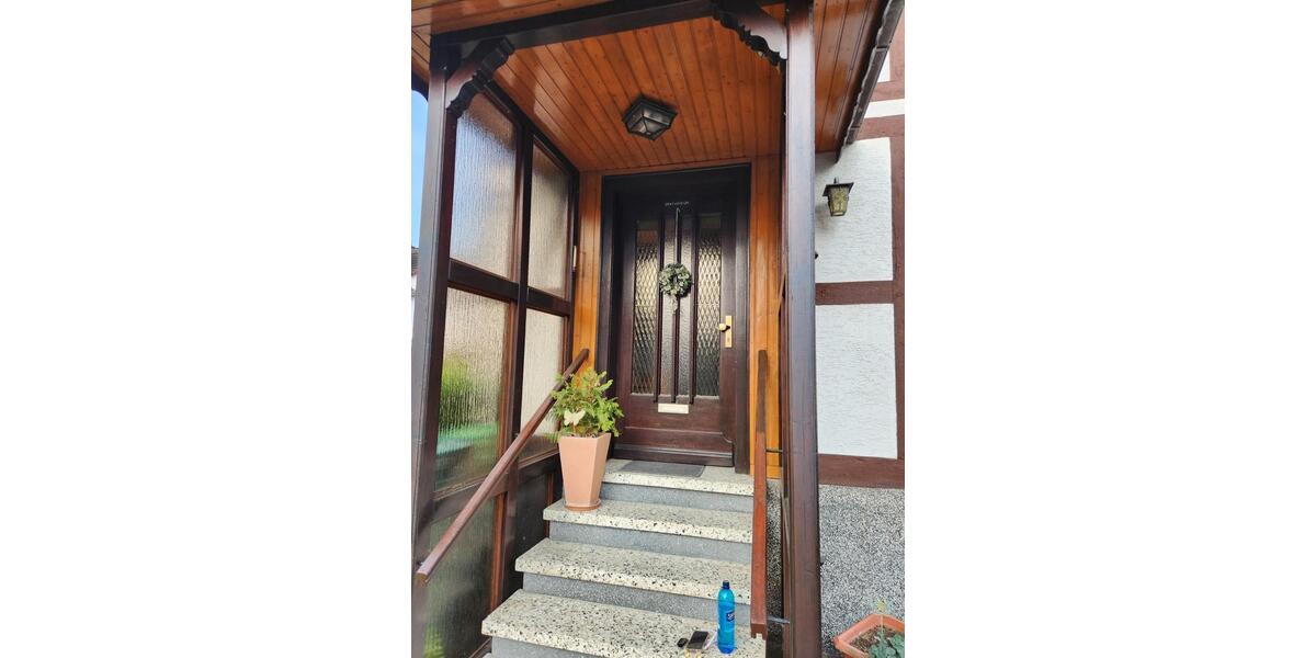 Gemütliches Einfamilienhaus in 34355 Staufenberg zu Vermieten 5 zimmer