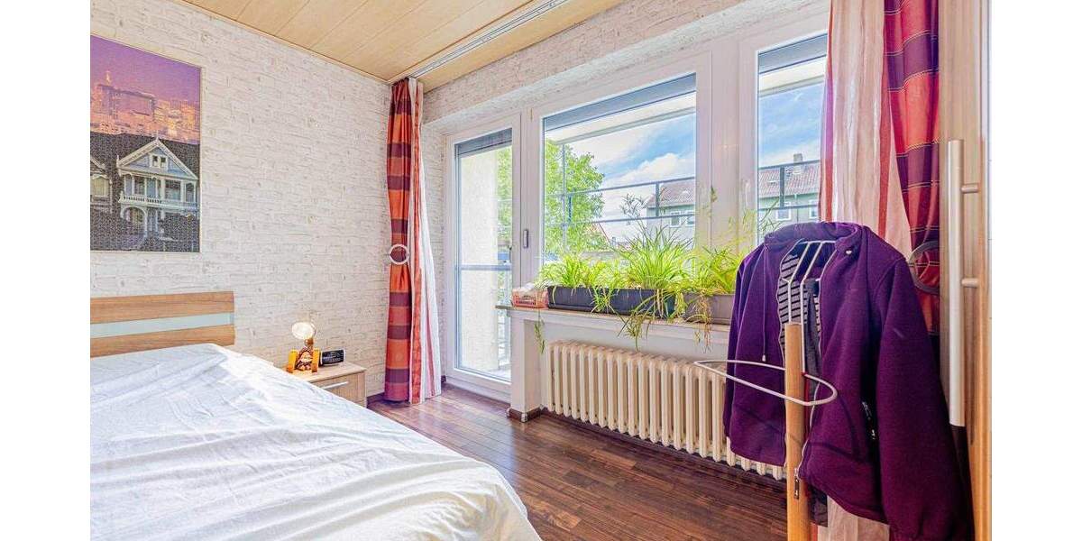 Etagenwohnung Kassel West - 3 Zimmer, 122 m&sup2;, 305.000&euro; | Angebot:25606355