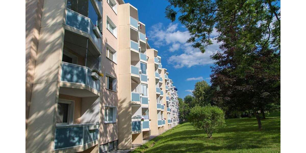 Hier kocht der Chef noch selbst...neu sanierte 2-RW mit Einbauküche, Dusche u. Balkon!!! 2 zimmer