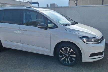 VW Touran 122.000 km 17.900 &euro; Königsbrunn 86343