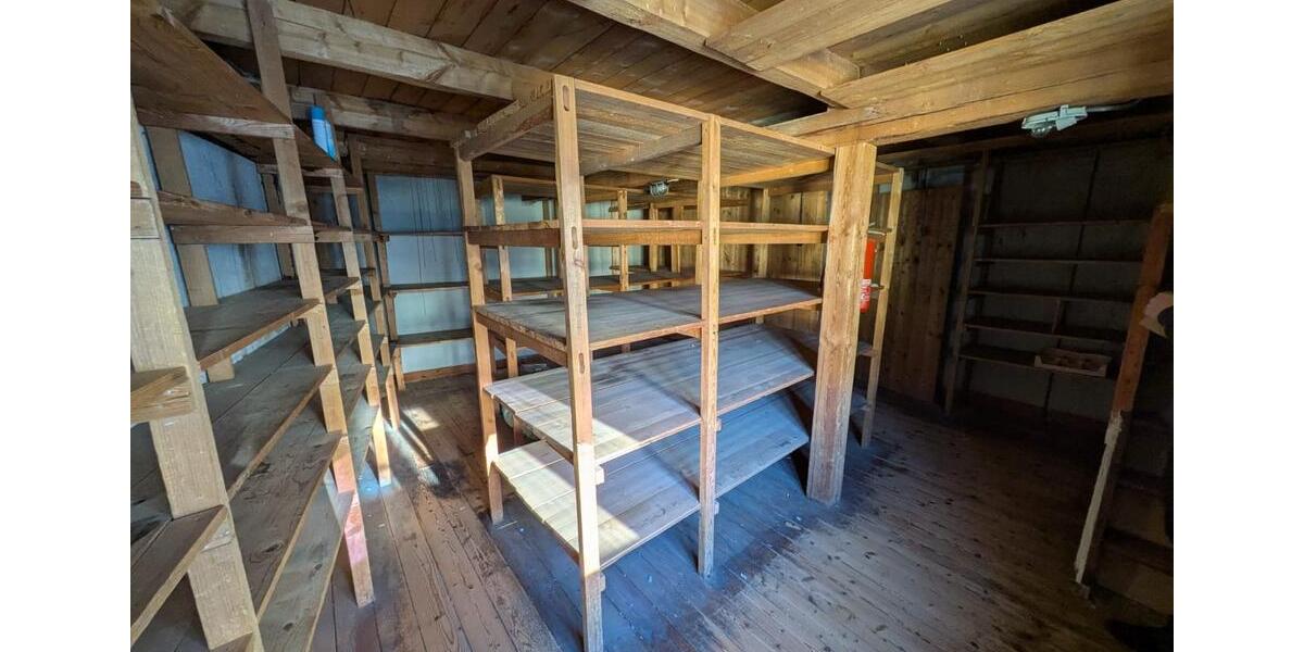 Reihenhaus Ratzeburg - 10 Zimmer, 582 m&sup2;, 3.500&euro; | Angebot:24551388