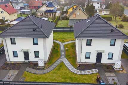 Haus zum Kaufen in Ahrensfelde 1.500.000 € 240 m² 8 zimmer