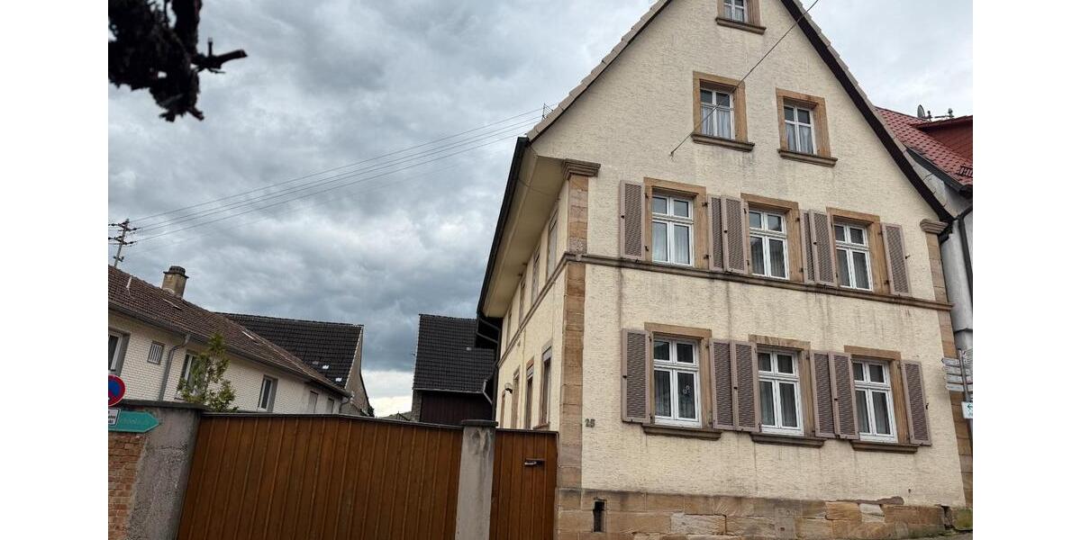 Einfamilienhaus Klingenmünster - 8 Zimmer, 200 m&sup2;, 1.400&euro; | Angebot:26199000