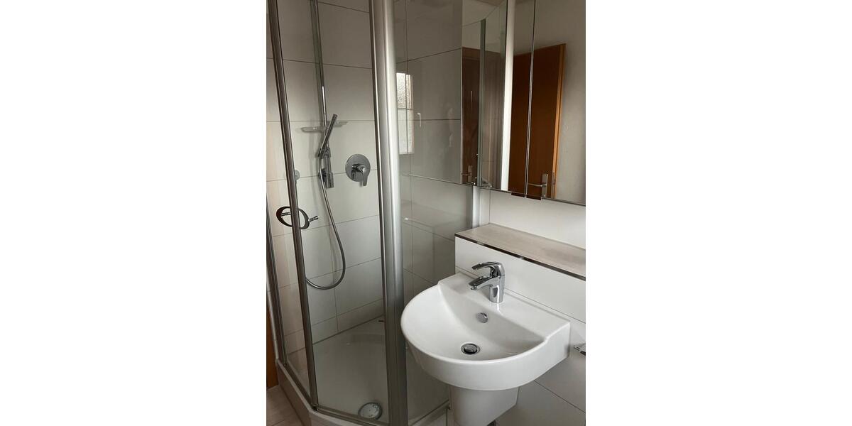 Doppelhaushälfte Schwieberdingen - 8 Zimmer, 172 m&sup2;, 730.000&euro; | Angebot:26688876