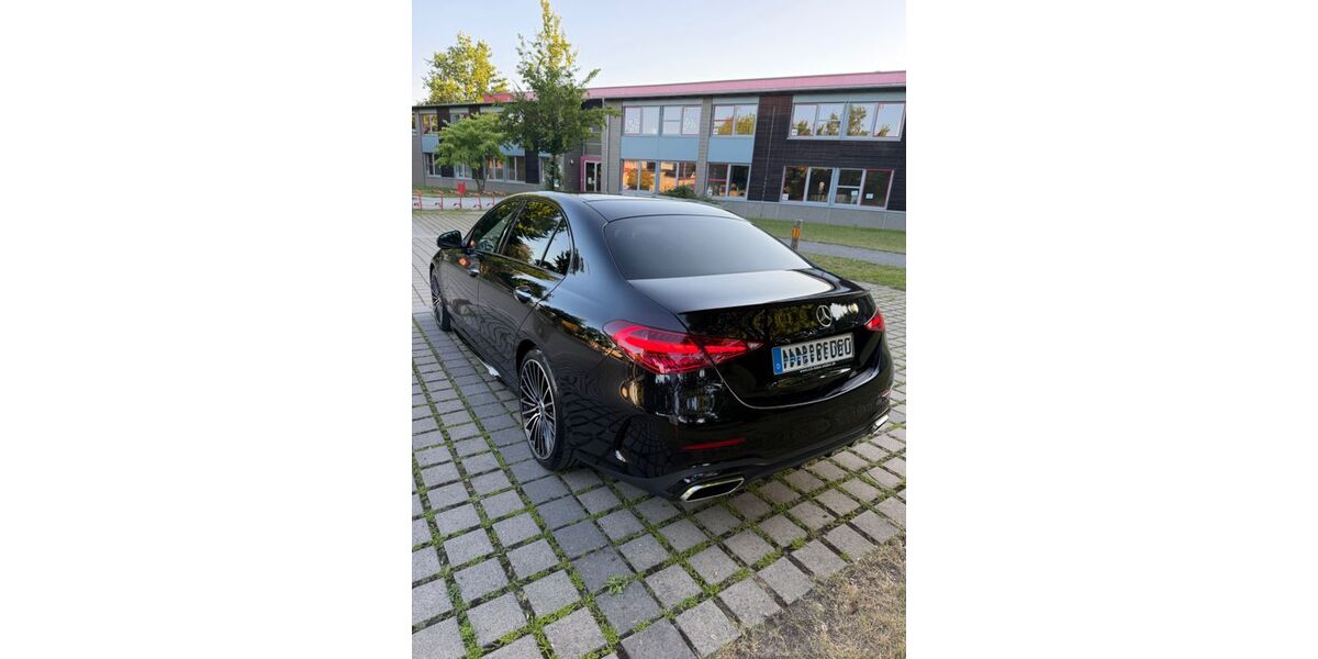 Mercedes-Benz C 300 30.614 km 52.550 &euro; Neustadt 31535