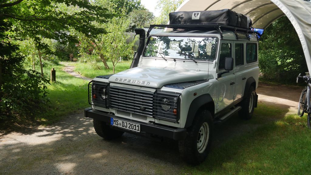Land Rover Defender 68.800 km 42.500 &euro; Münster 48149