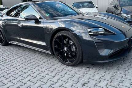 Porsche Taycan 56.000 km 75.000 &euro; Rüsselsheim am Main 65428