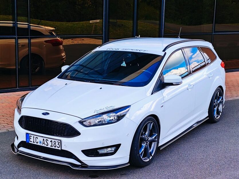 Ford Focus 121.000 km 11.690 € Niederorschel 37355