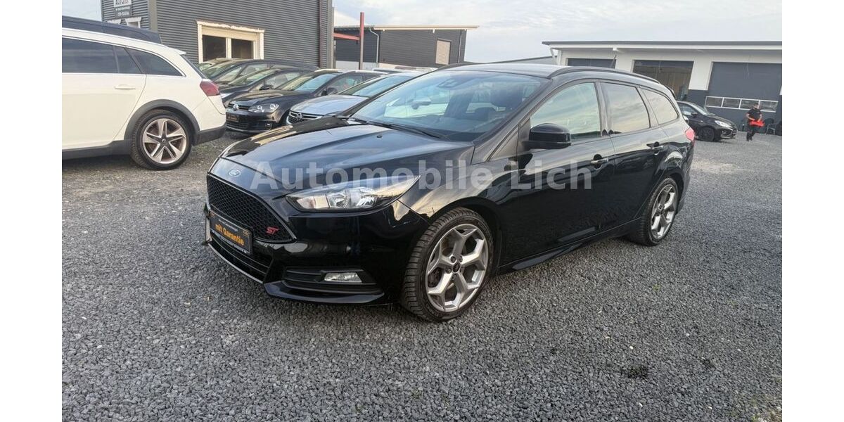 Ford Focus 117.000 km 15.999 &euro; Lich 35423