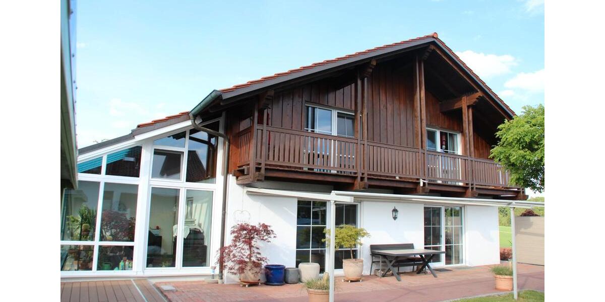 Einfamilienhaus Eggenfelden - 6 Zimmer, 198 m&sup2;, 780.000&euro; | Angebot:26578360