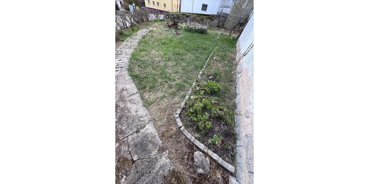 Doppelhaushälfte Schrozberg - 4.5 Zimmer, 100 m&sup2;, 500&euro; | Angebot:26103380