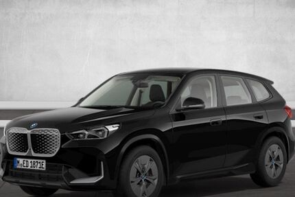 BMW iX1 25.587 km 38.590 &euro; Mühldorf am Inn 84453