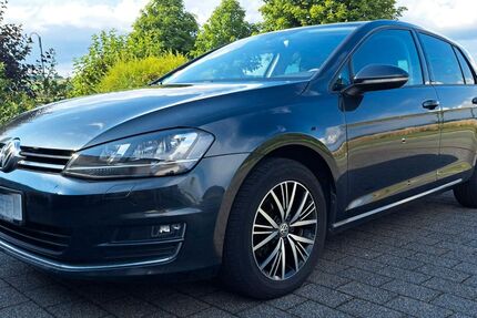 VW Golf 103.000 km 11.200 &euro; Hirschfeld 08144