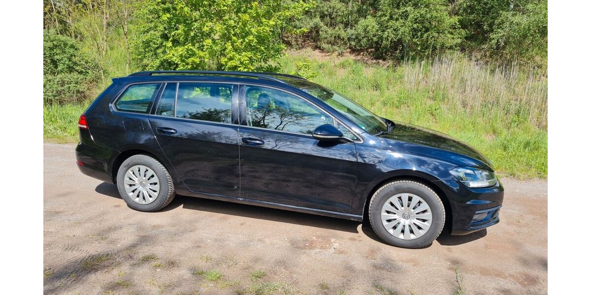 VW Golf 180.000 km 8.990 &euro; Velsdorf 39359