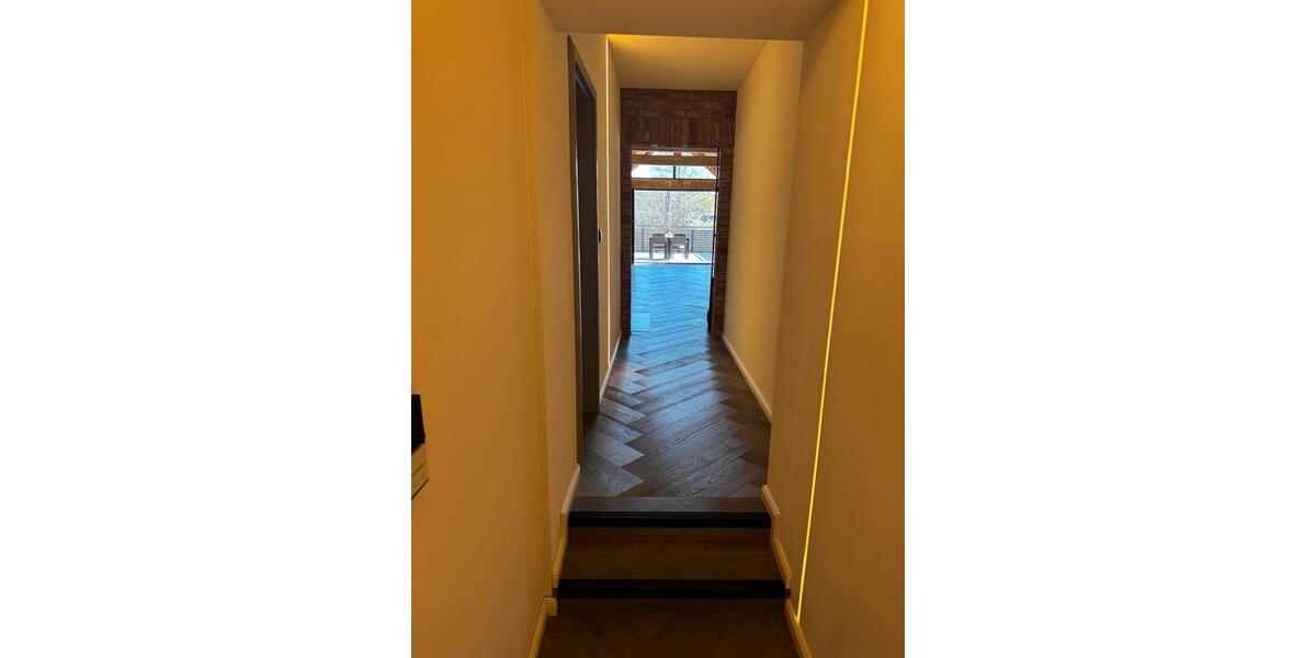 Dachgeschoßwohnung Stegaurach - 5 Zimmer, 180 m&sup2;, 2.300&euro; | Angebot:26288325
