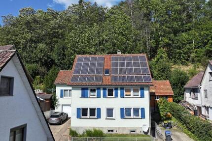 Haus Lenzkirch - 10 Zimmer, 220 m&sup2;, 390.000&euro; | Angebot:25544786