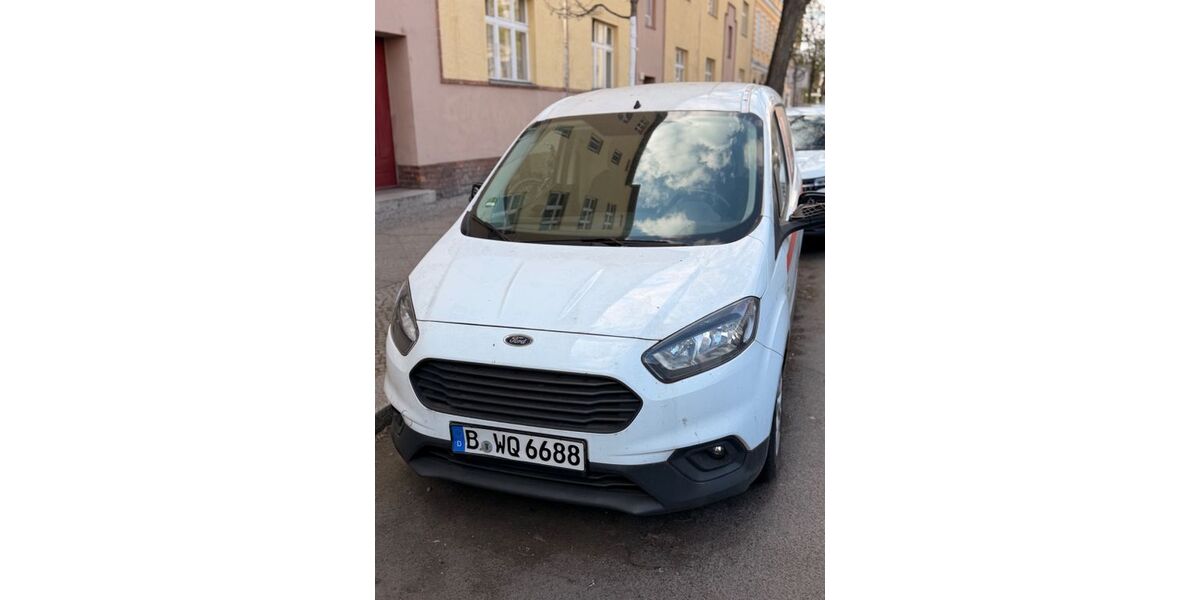 Ford Transit Courier 107.000 km 5.499 &euro; Blankenfelde -Mahlow 15831