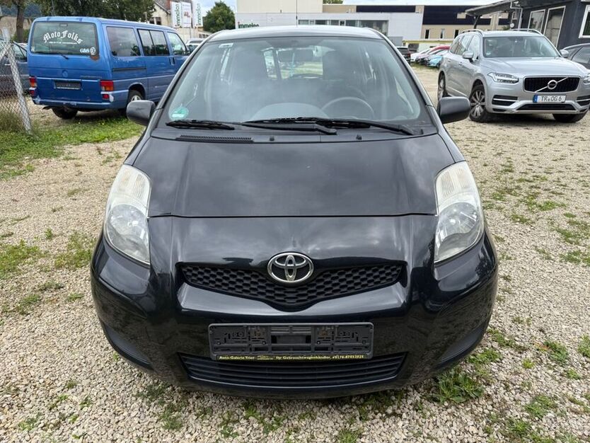 Yaris