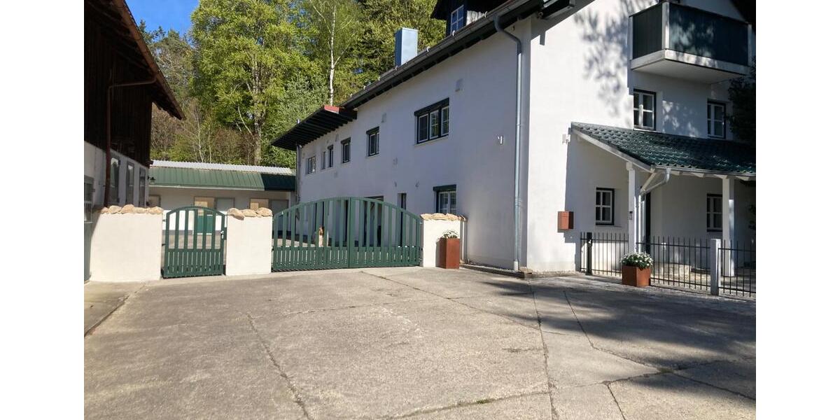 Einfamilienhaus Ergolding - 3.150.000&euro; | Angebot:26801906