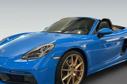Porsche Boxster 4.500 km 104.718 &euro; München 81477