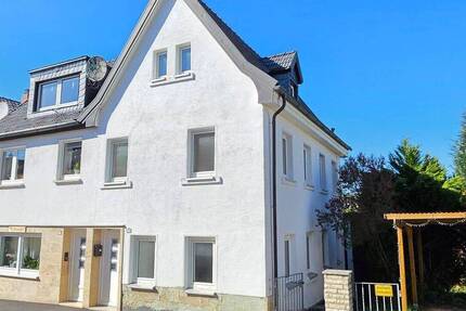 Haus Rödental Einberg - 8 Zimmer, 180 m&sup2;, 235.000&euro; | Angebot:26489147