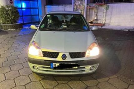 Renault Clio 151.500 km 999 &euro; Berlin 12279