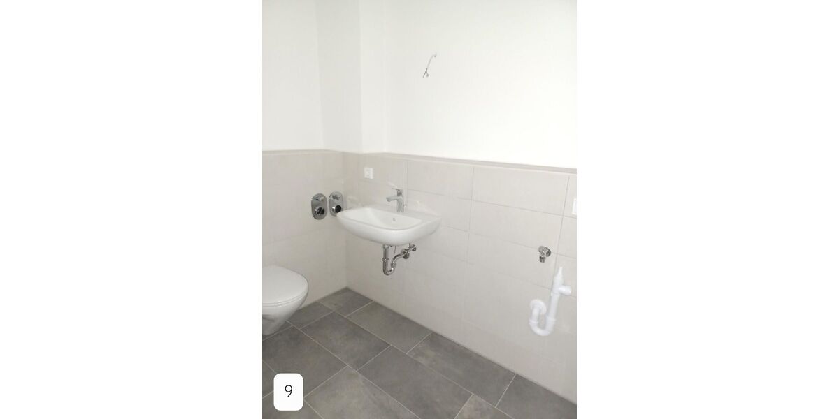 Komfortable 2-Zimmer-Wohnung mit Balkon und Dachterrasse - Appartement Stadtbergen | Angebot:26832027