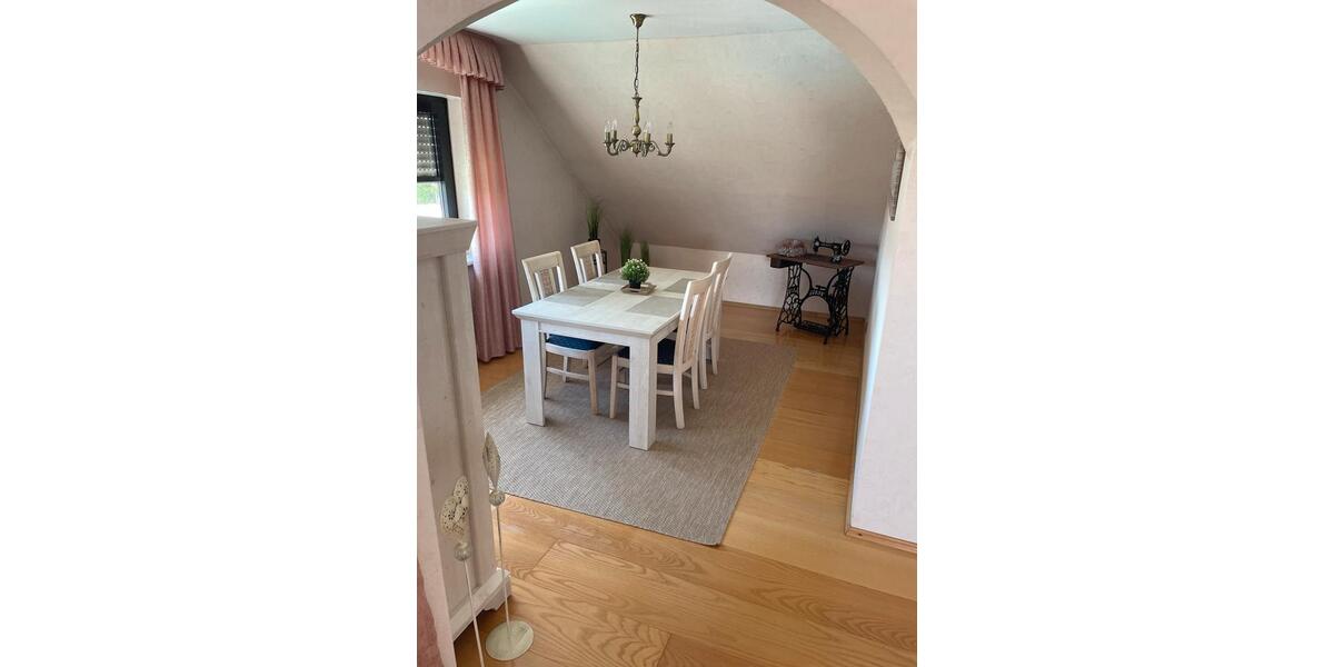 Etagenwohnung Kirkel - 4 Zimmer, 100 m&sup2;, 1.100&euro; | Angebot:26698503