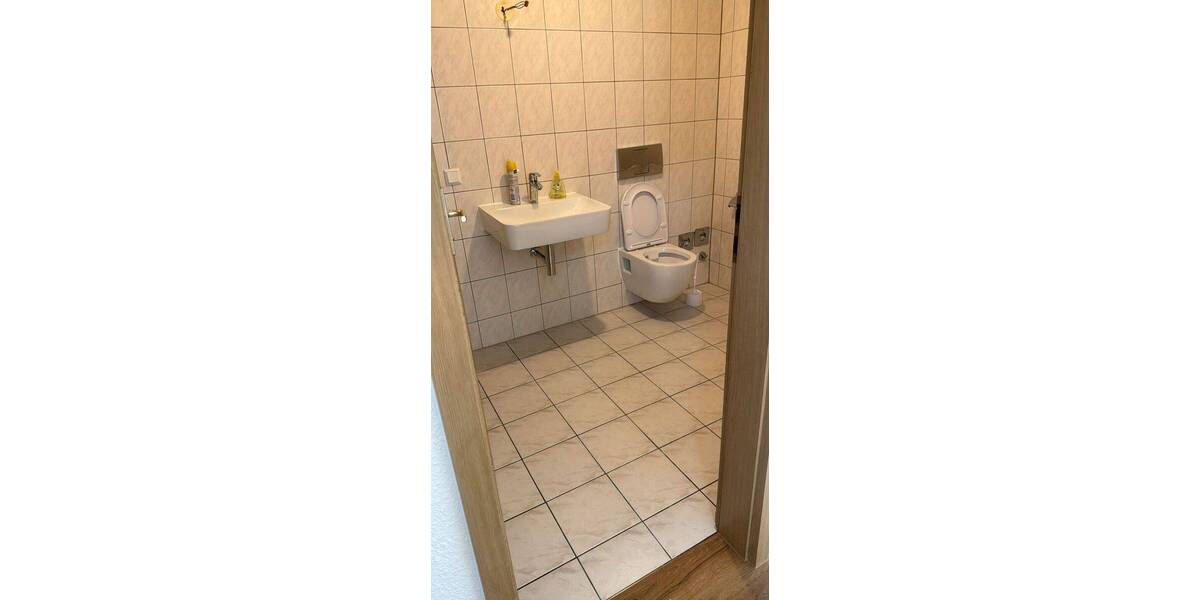 Etagenwohnung Zwickau Bahnhofsvorstadt - 3 Zimmer, 90 m&sup2;, 550&euro; | Angebot:26695006