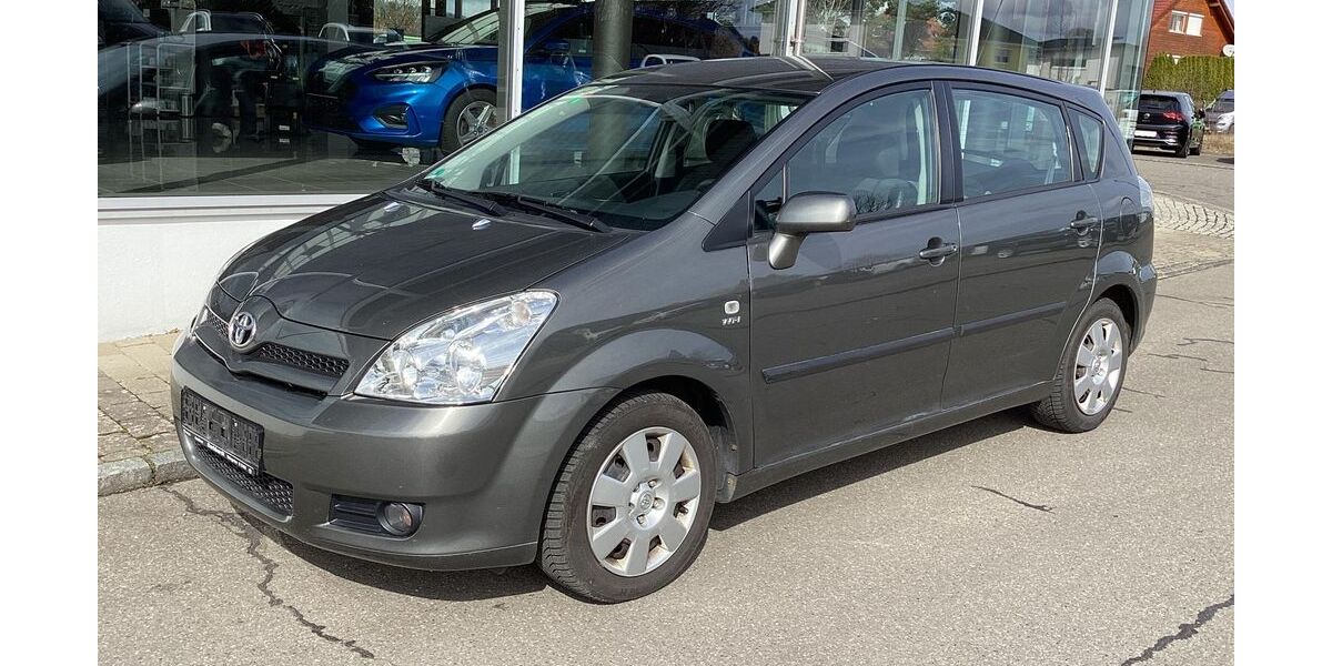 Toyota Corolla Verso 131.500 km 3.500 &euro; Aulendorf 88326