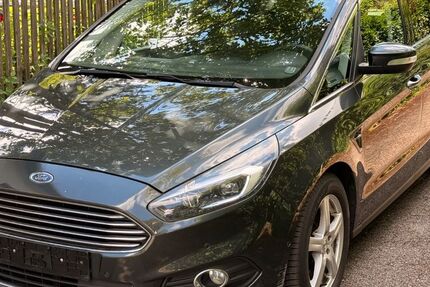 Ford S-Max 242.000 km 7.490 &euro; Ottobrunn-Unterbiberg 85521