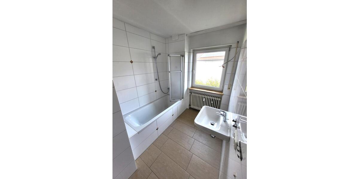 Mehrfamilienhaus, Wohnhaus Wartmannsroth - 5 Zimmer, 181 m&sup2;, 340.000&euro; | Angebot:26844335