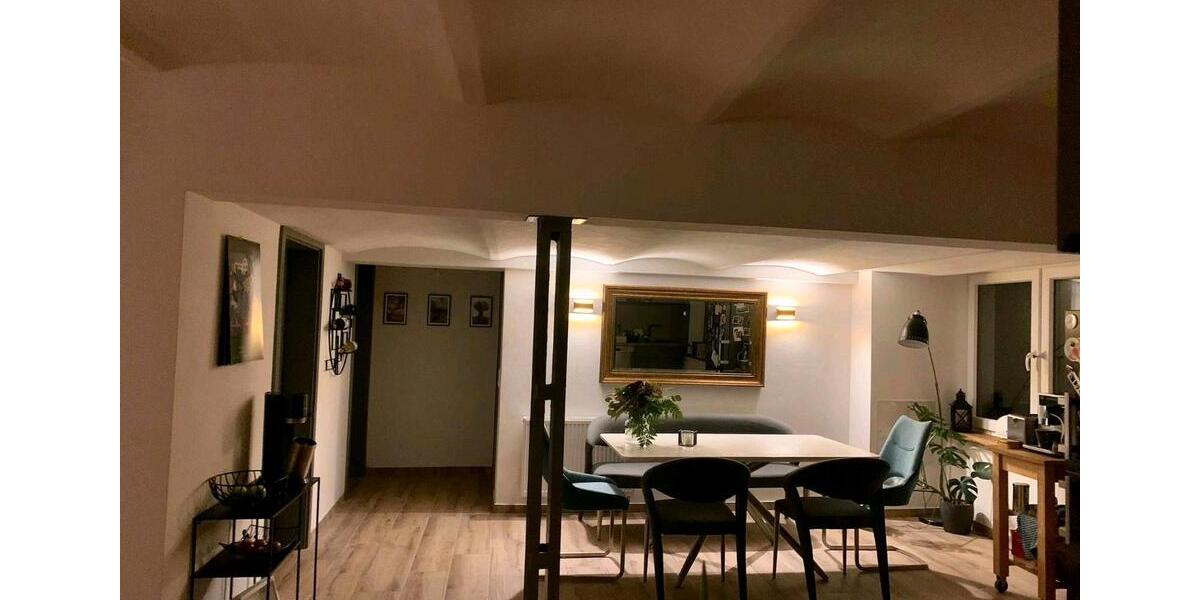 Erdgeschoßwohnung Schmallenberg - 4 Zimmer, 160 m&sup2;, 1.100&euro; | Angebot:26266809
