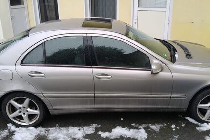Mercedes-Benz C 180 215.000 km 2.500 &euro; Bad Dürrenberg 06231