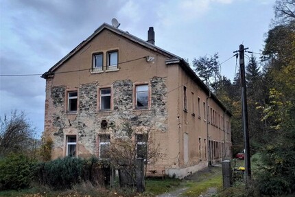 Ehemaliges denkmalgeschütztes Staatsgebäude